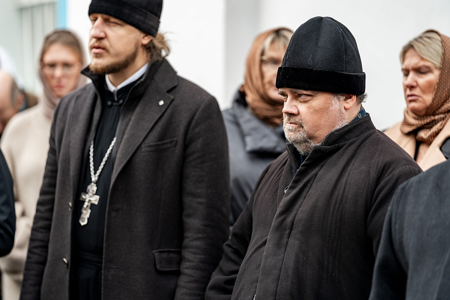 Архиерейское богослужение в Димитриевскую родительскую субботу в Успенском храме села Жилино г.о. Люберцы